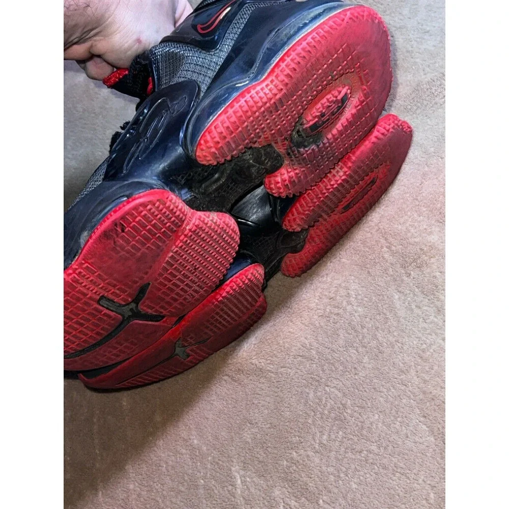Jordan LeBron 19 Black Sz.‎ 7Y/ Men's 7